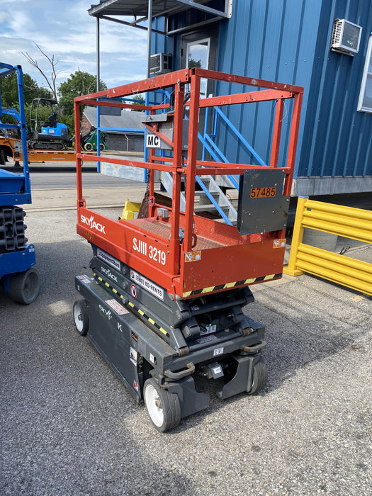 2017 Skyjack SJIII-3219 Standard Rental Specs