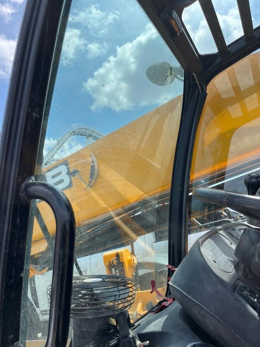 2020 JCB 509-42 Cab/Heat/Air, Solid Tires, Work Lights, Beacon, Aux Hydraulics, Back up Alarm, Lifting Eye, ES Decals