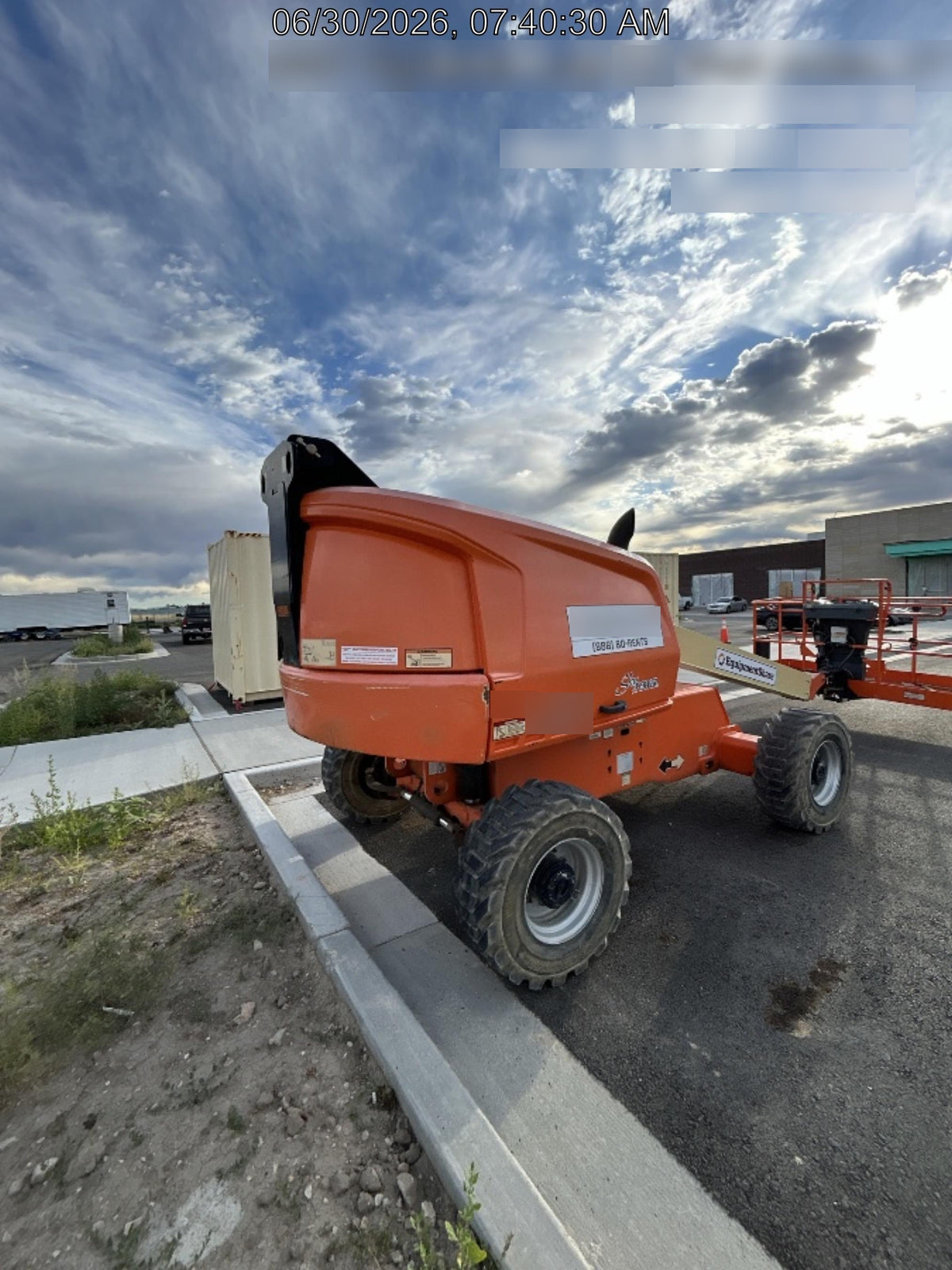 2019 JLG 400S