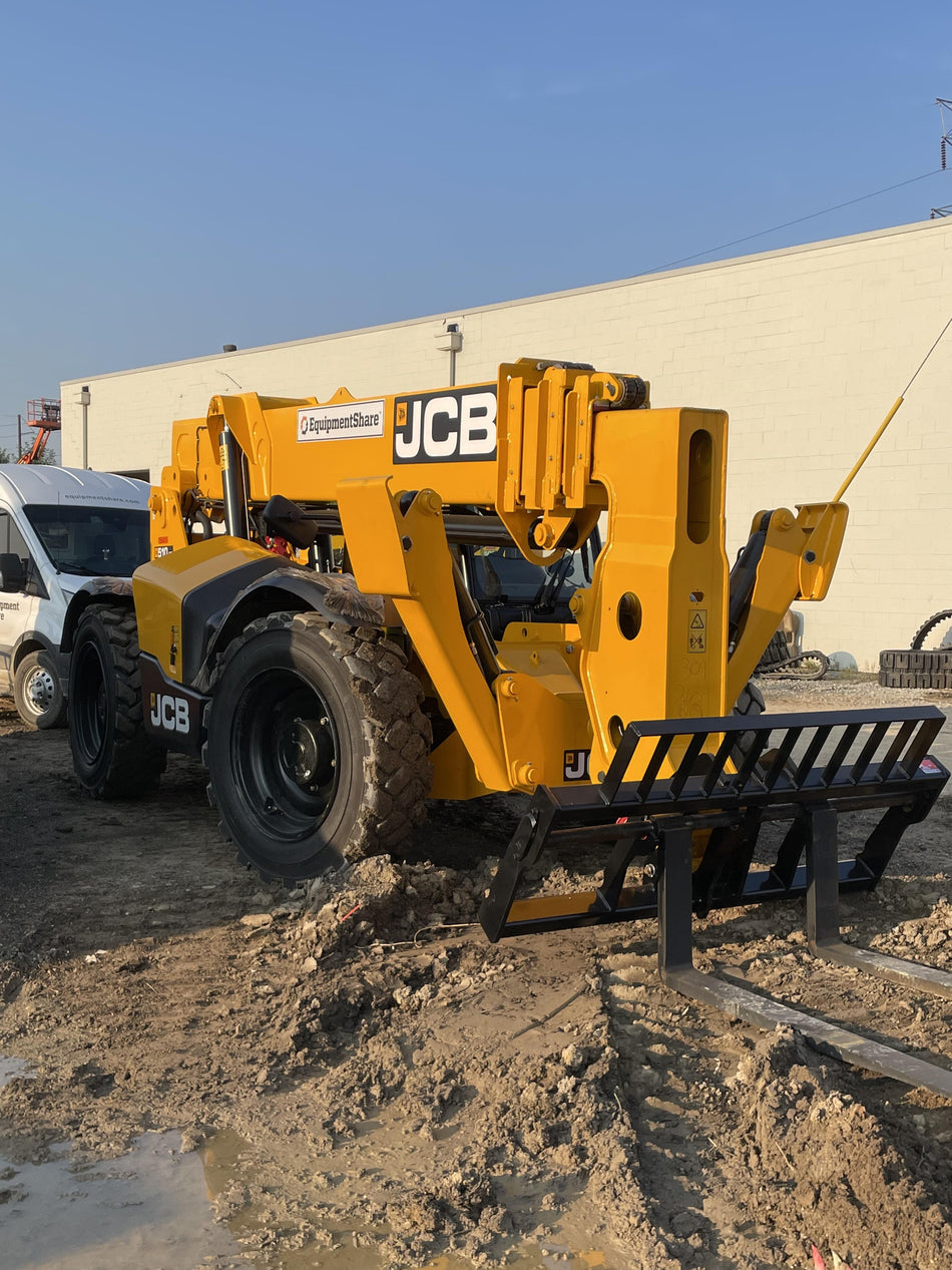 2022 JCB 510-56