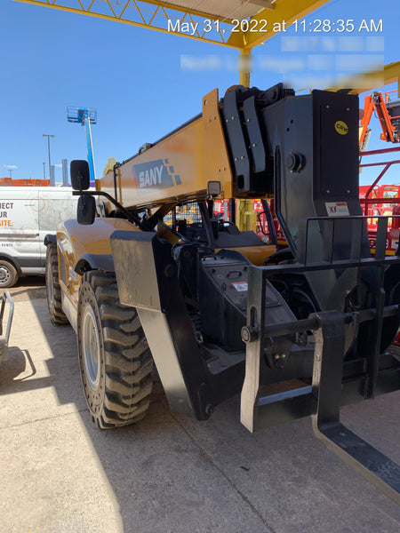 2022 SANY STH1056