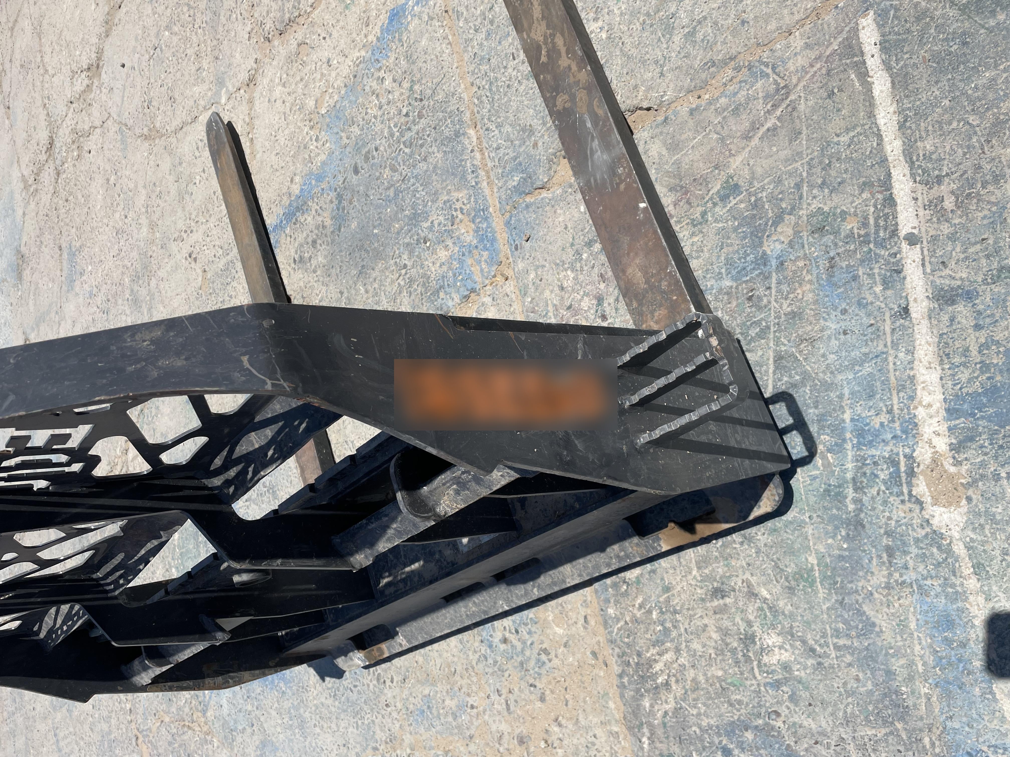 2021 PALADIN 48" Pallet Forks - Paladin