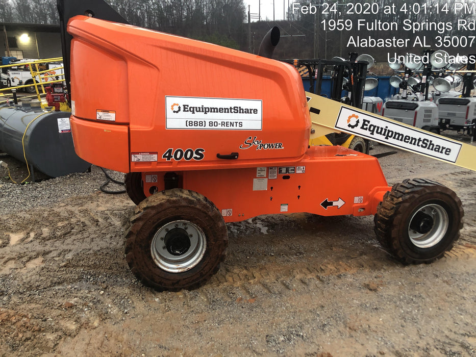 2019 JLG 400S