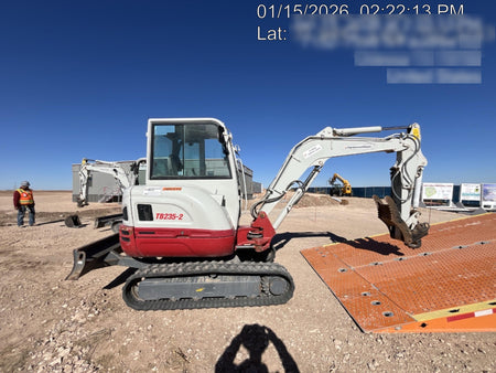 2023 TAKEUCHI TB235-2CR