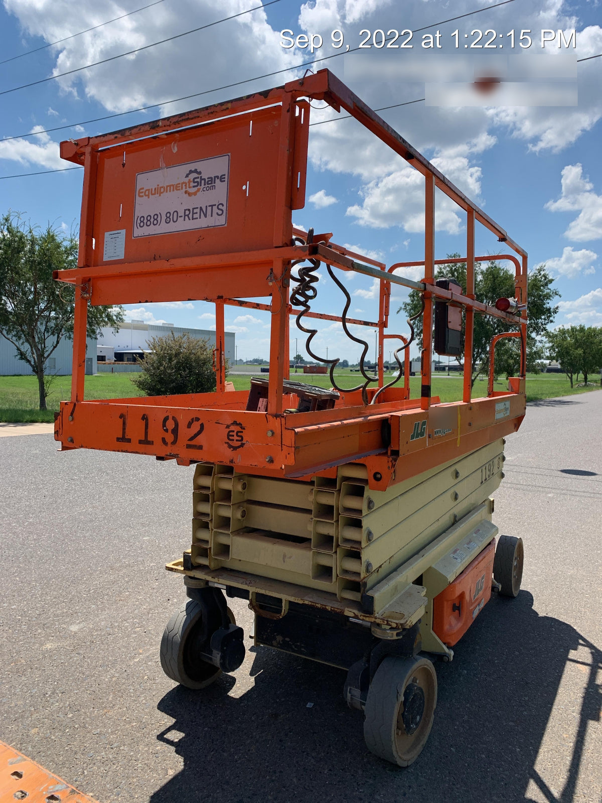 2016 JLG 3246ES