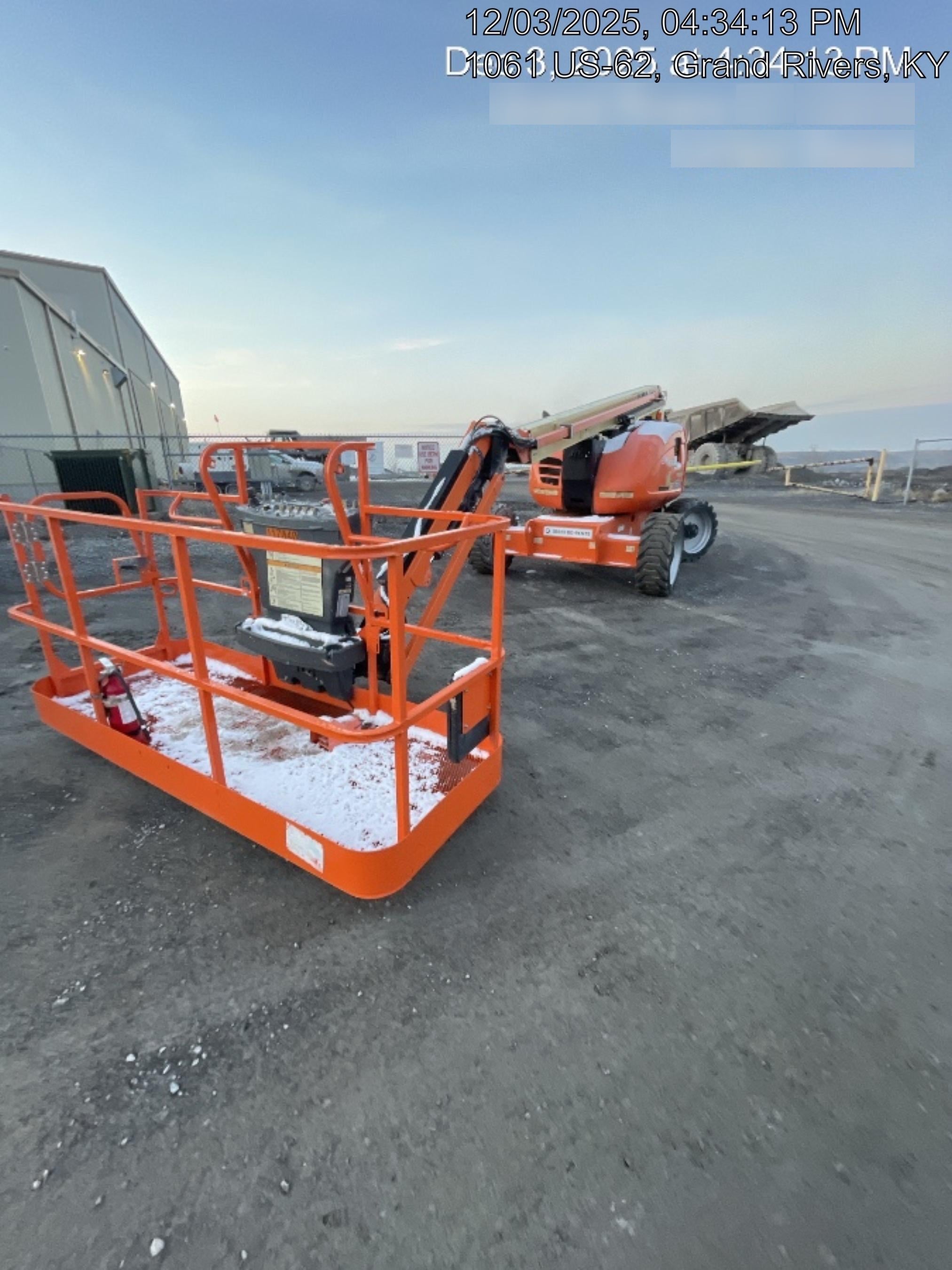 2021 JLG 600AJ