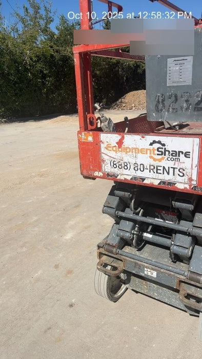 2018 Skyjack SJIII-3226 Skyjack SJIII3226 Scissor Lift w/Trojan Batteries