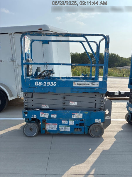 2019 Genie GS-1930 Fixed rails with chain Entry