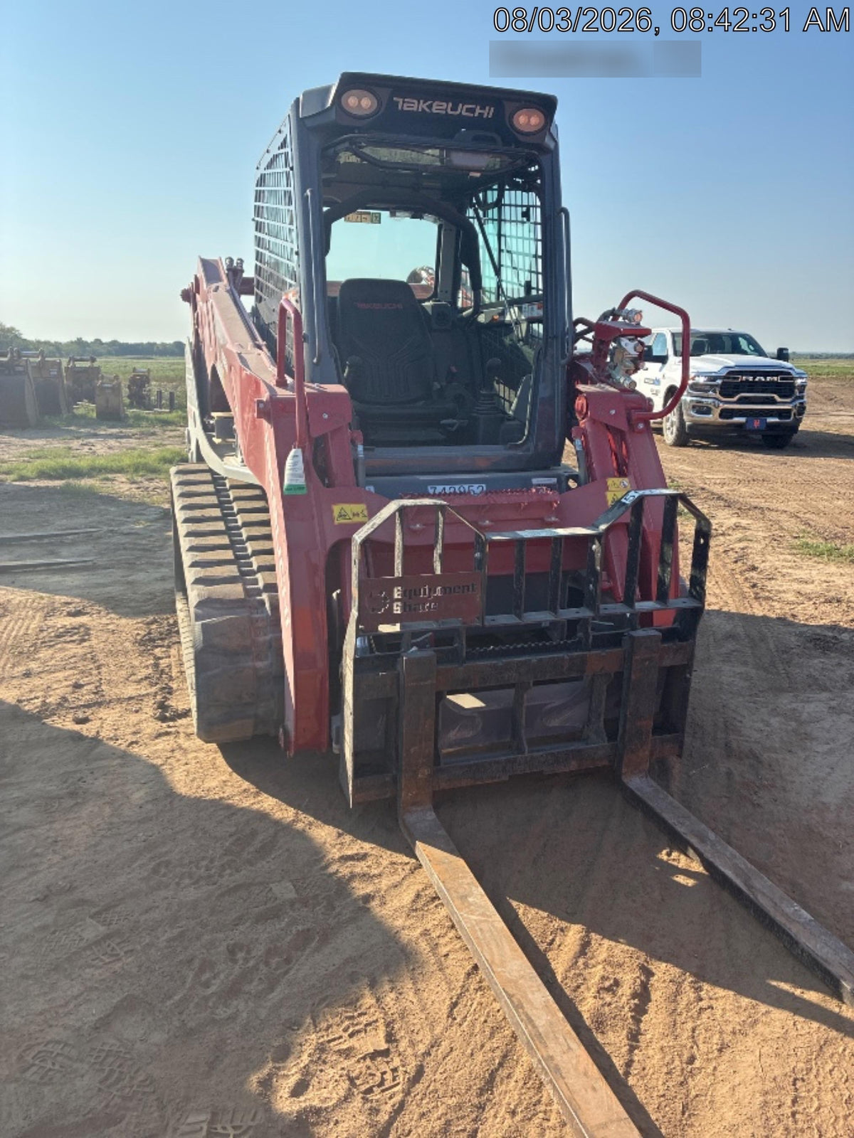 2026 TAKEUCHI TL12V2-CR