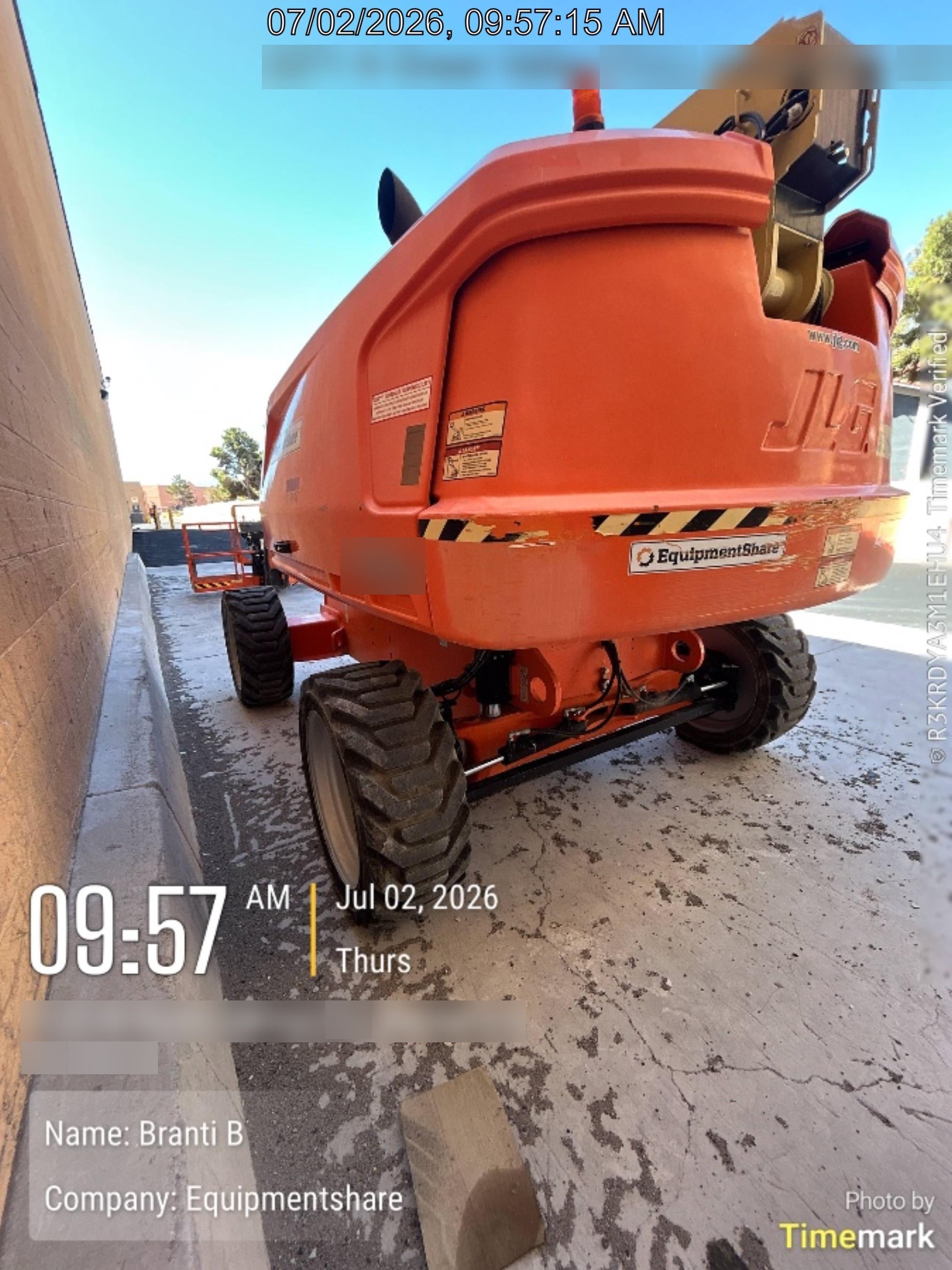 2021 JLG 660SJ