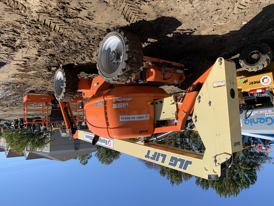 2019 JLG 600AJ