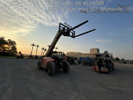 2022 JLG 1732
