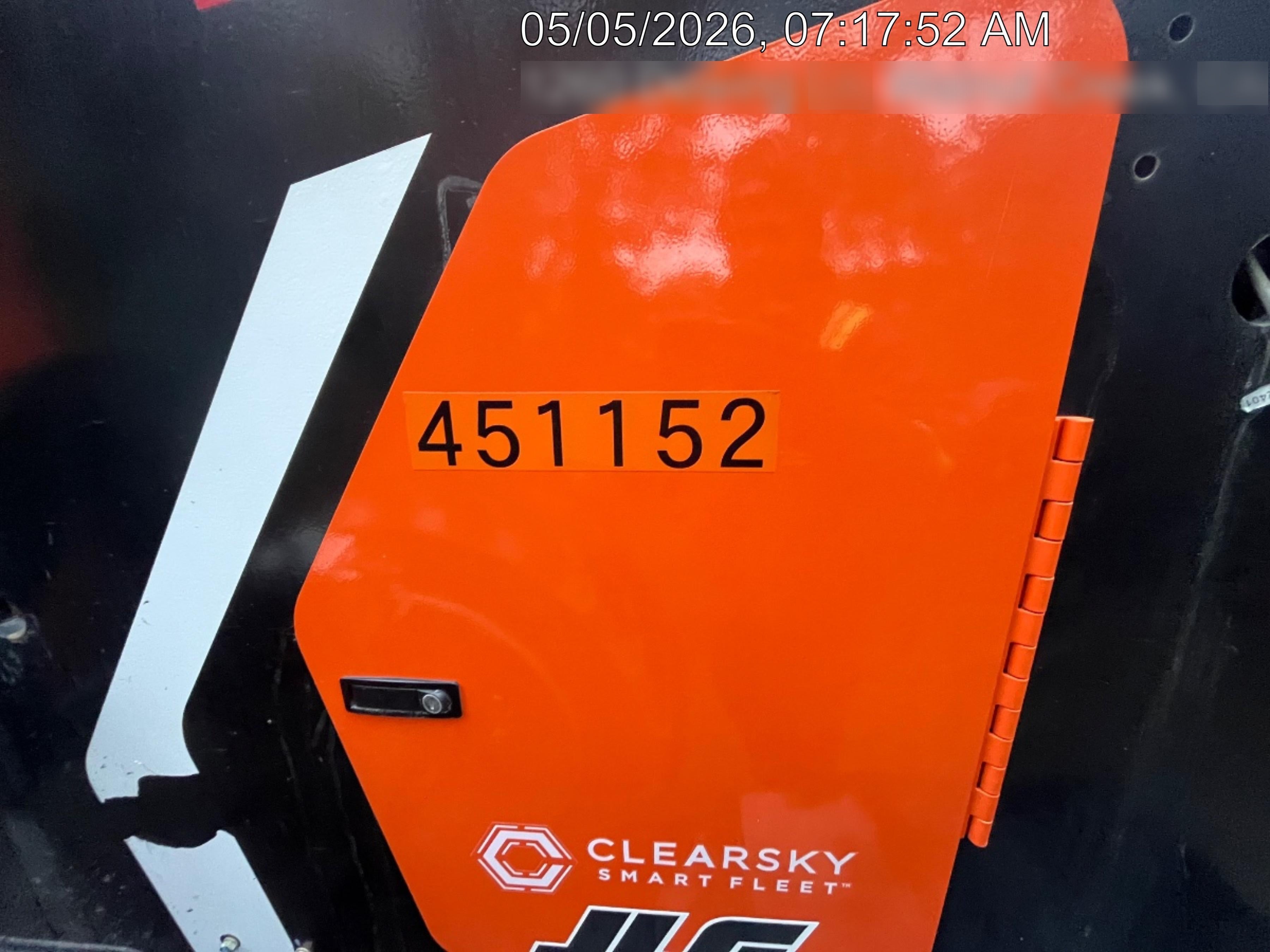 2024 SKYTRAK 8042