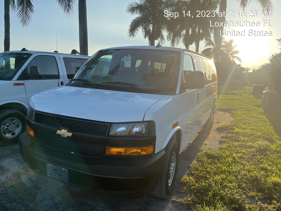 2023 CHEVROLET Express Van - Rental