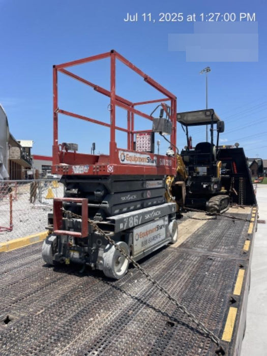 2018 Skyjack SJIII-3219 Skyjack SJIII3219 Scissor Lift w/Trojan Batteries