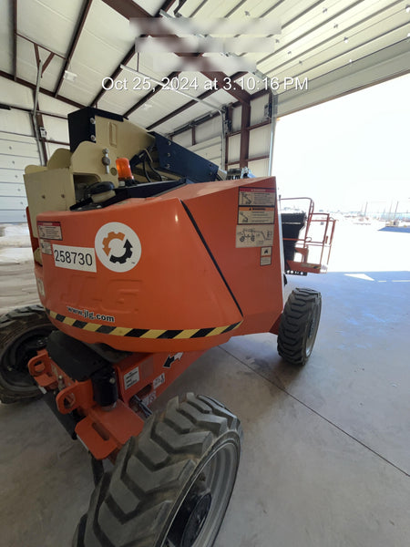2022 JLG 340AJ