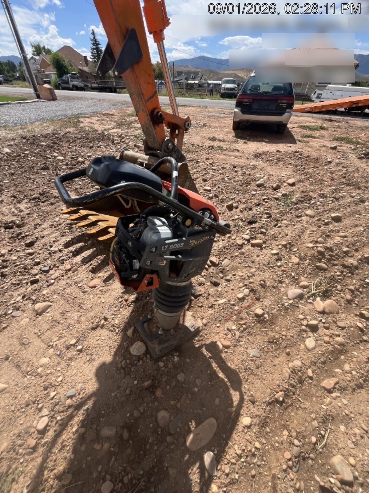 2024 HUSQVARNA LT6005