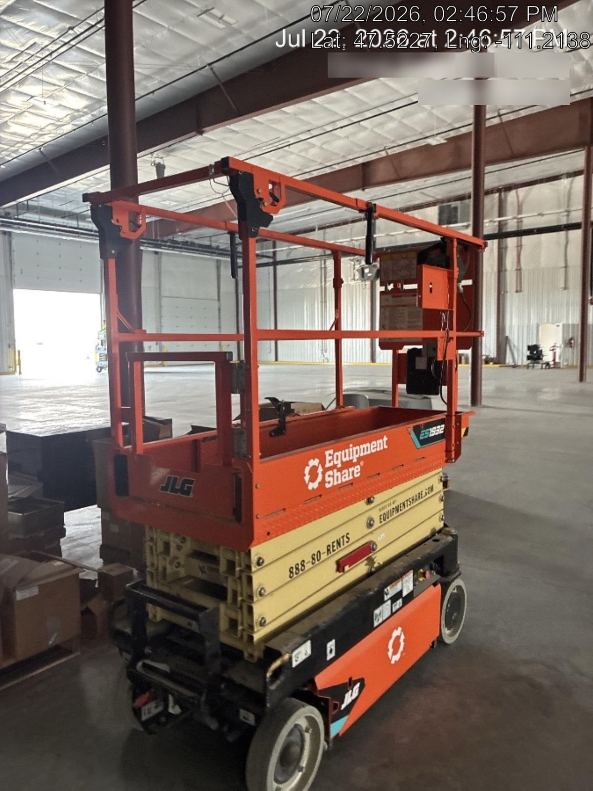 2025 JLG ES1932