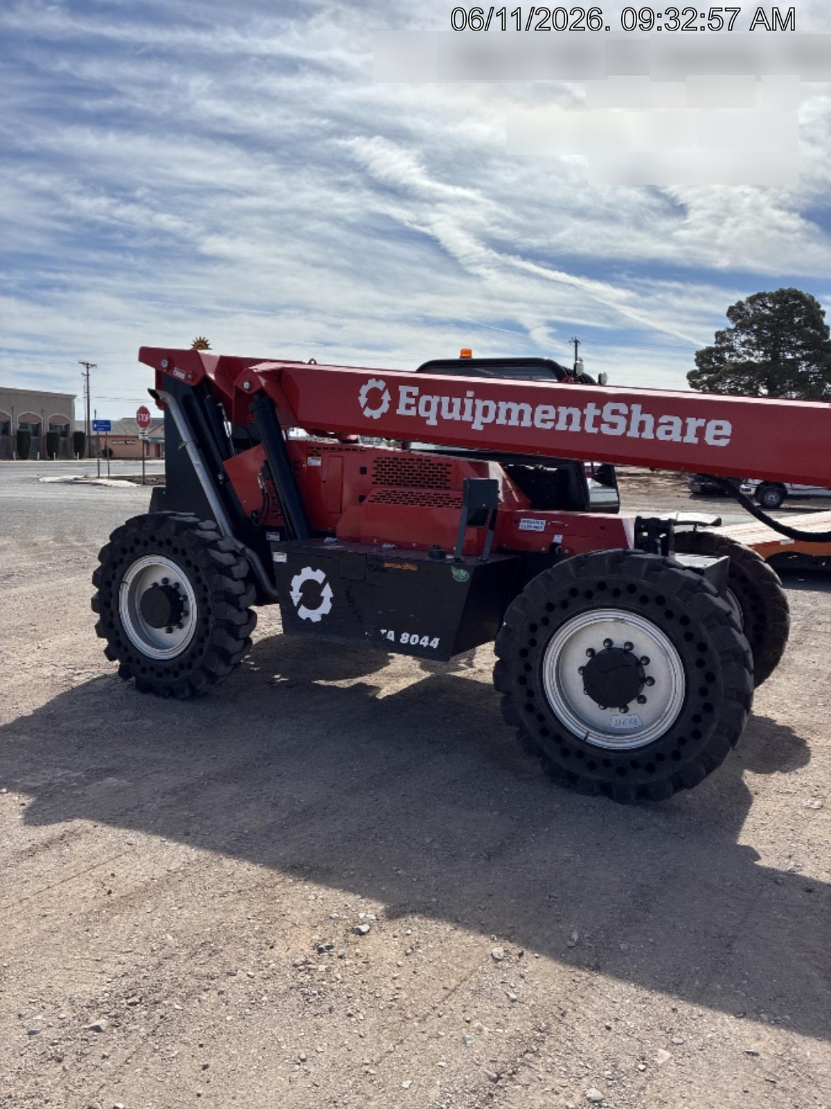 2023 MANITOU MTA8044