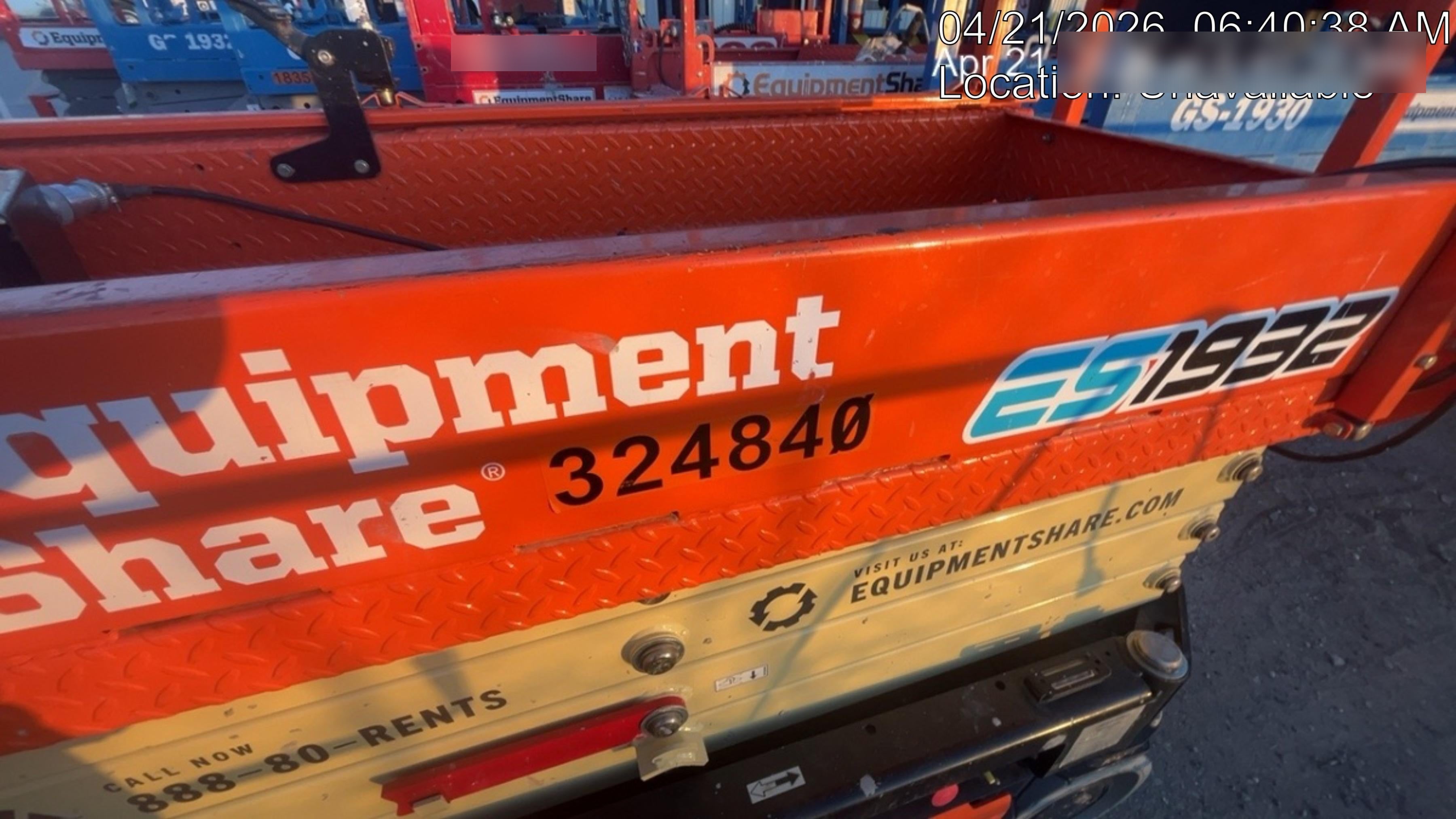 2023 JLG ES1932