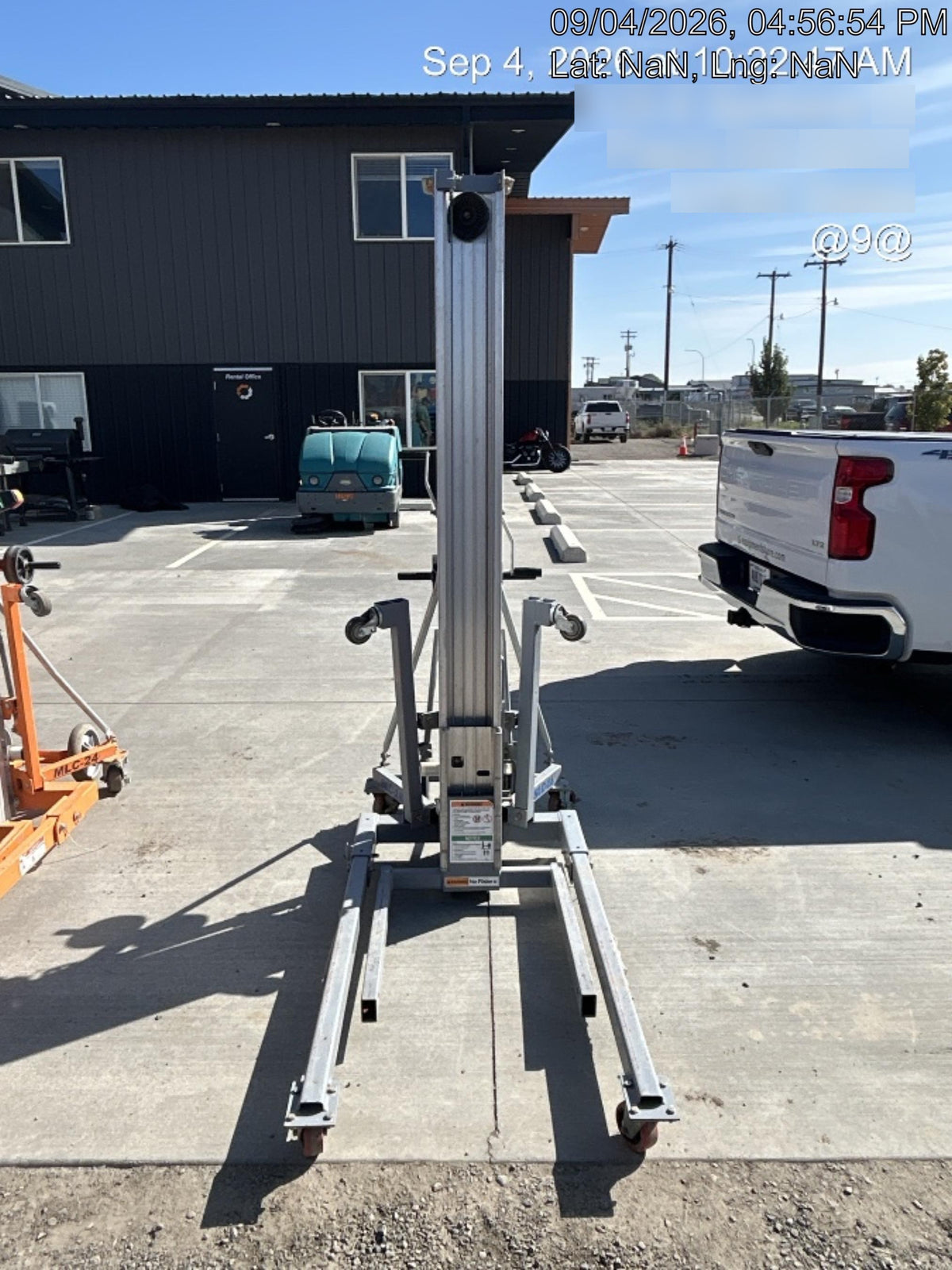 2024 GENIE SLC-18