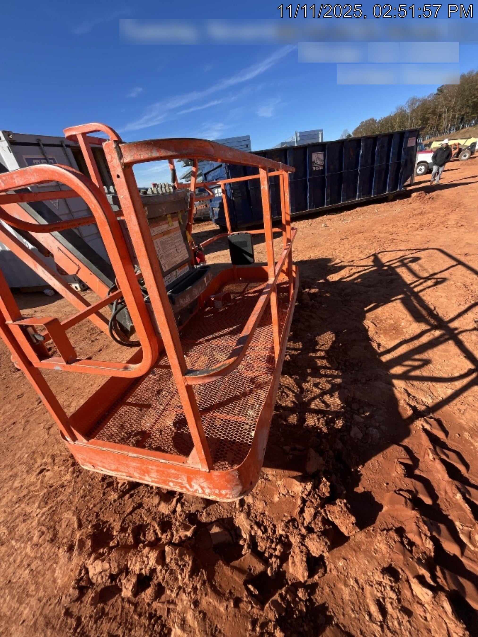 2020 JLG 660SJ