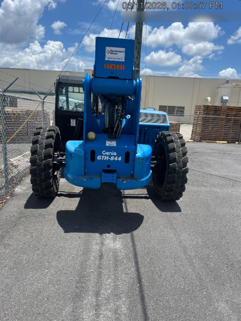 2023 GENIE GTH-844
