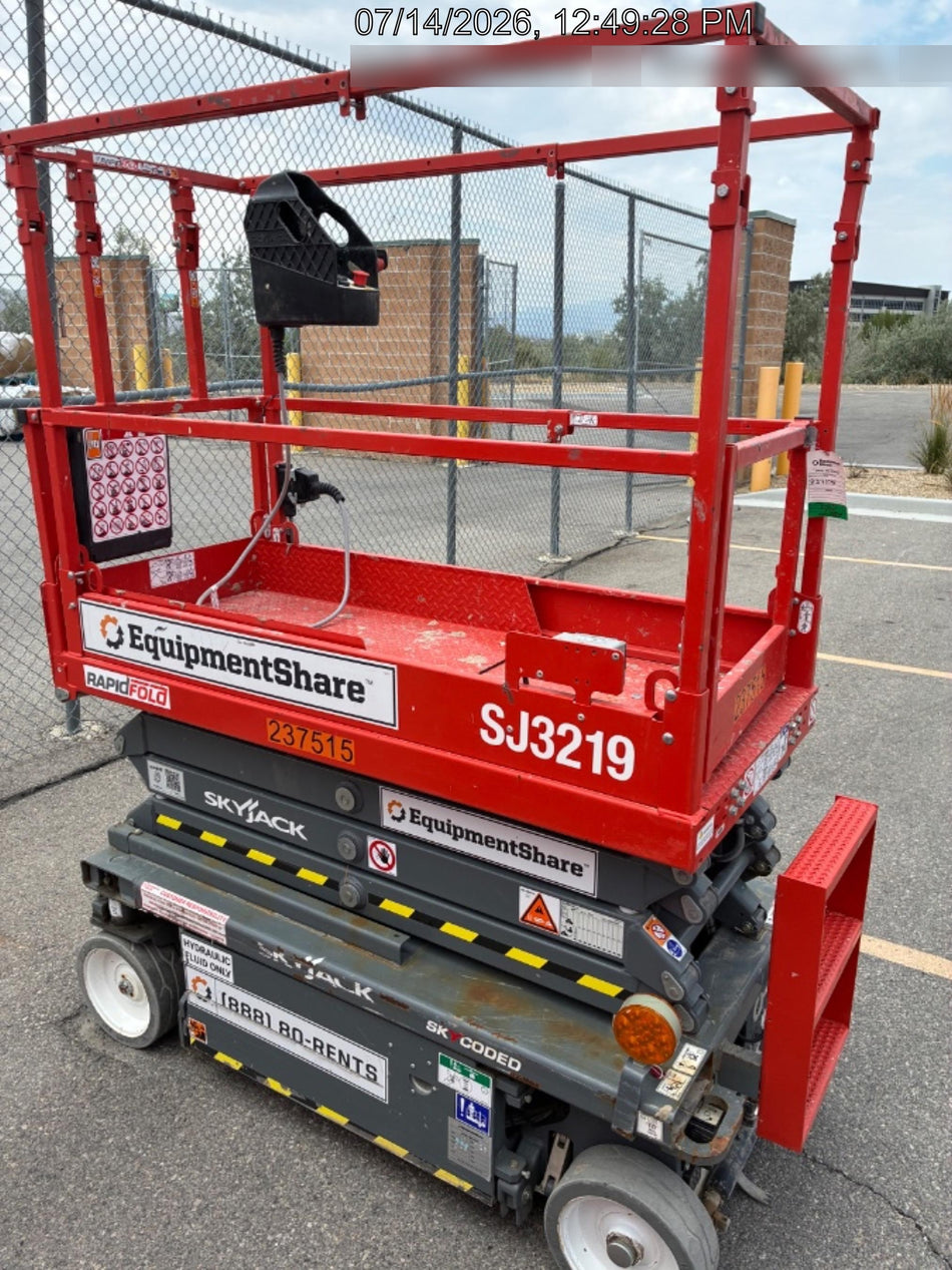 2022 SKYJACK SJ3219