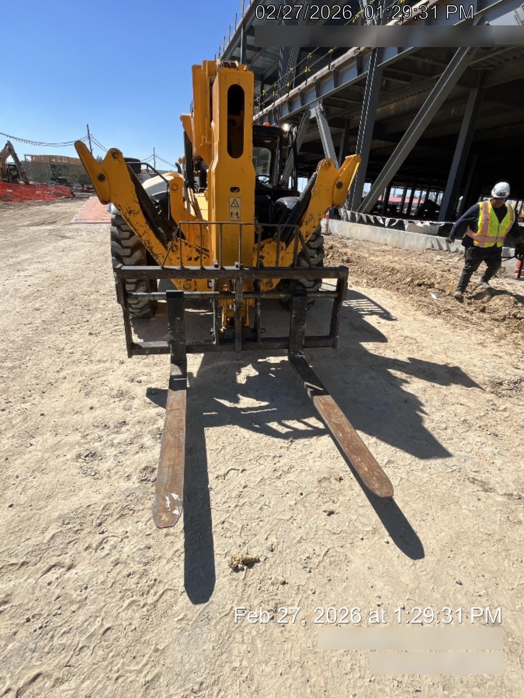 2023 JCB 510-56