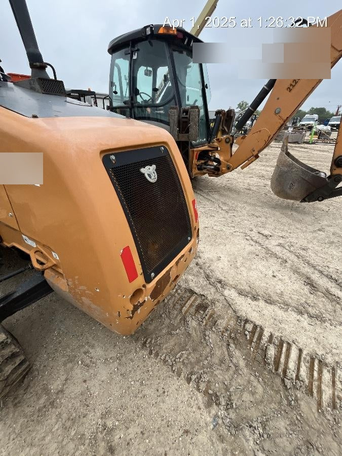 2019 CASE 588H