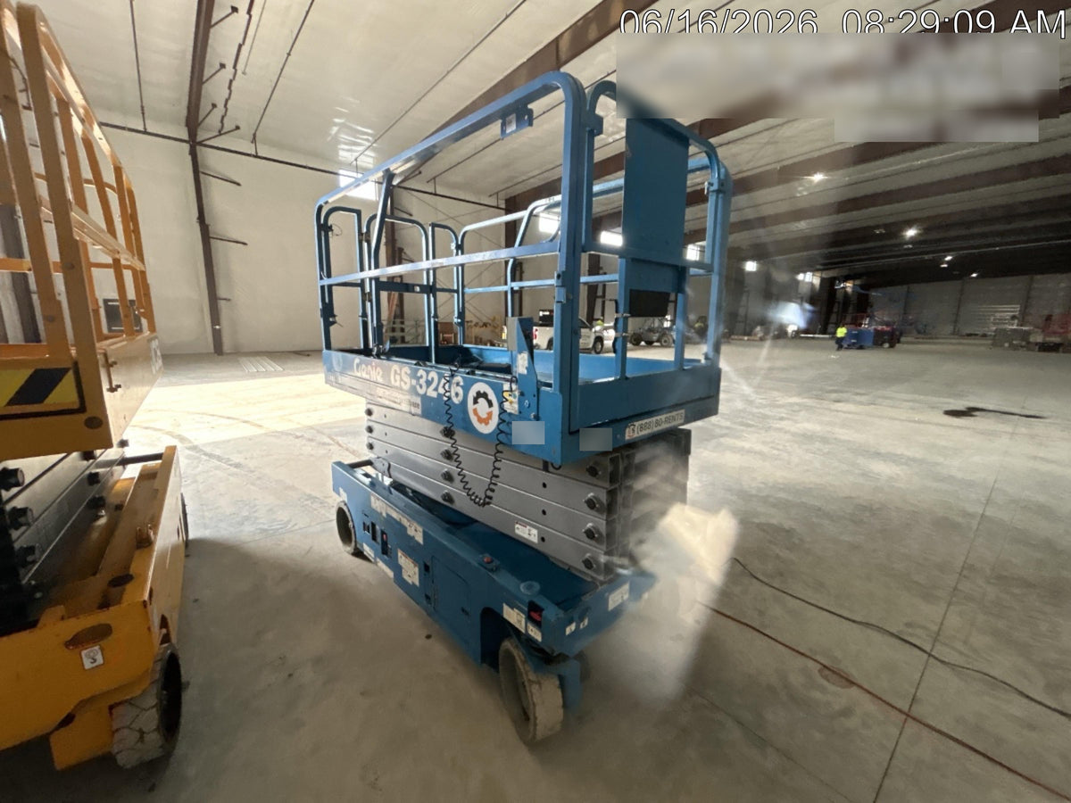 2018 Genie GS-3246 GS-3246 w/Folding rails, Full height swing gate