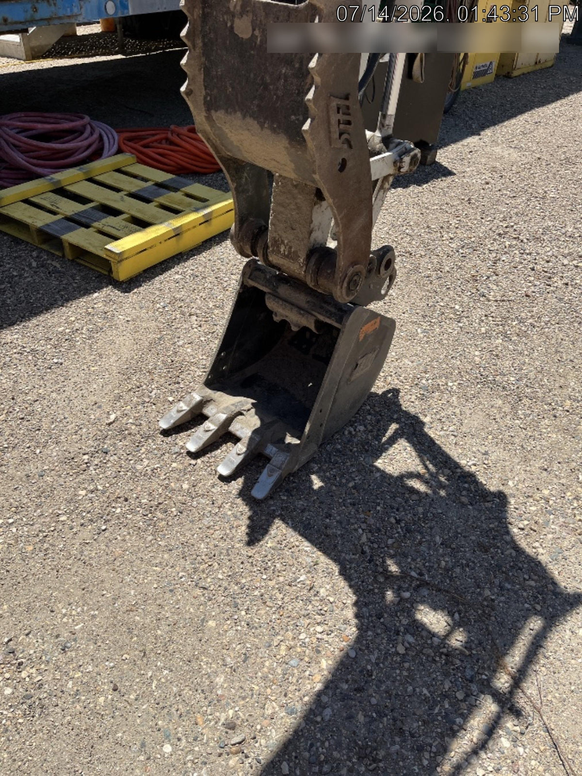 2025 TAKEUCHI 18" HD Bucket - Takeuchi