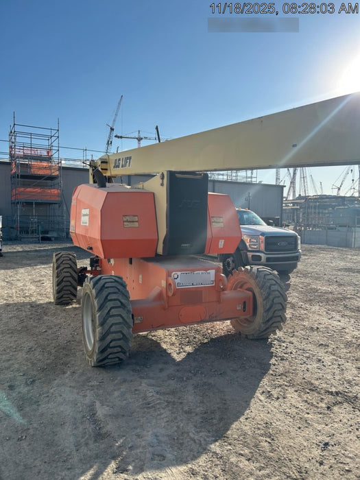 2020 JLG 800AJ