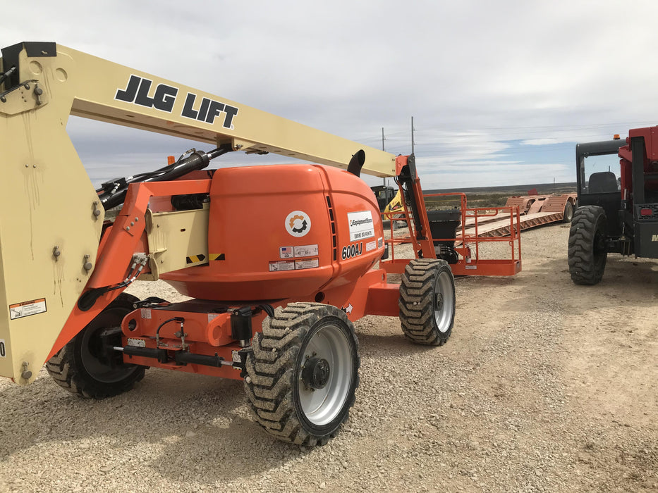 2019 JLG 600AJ