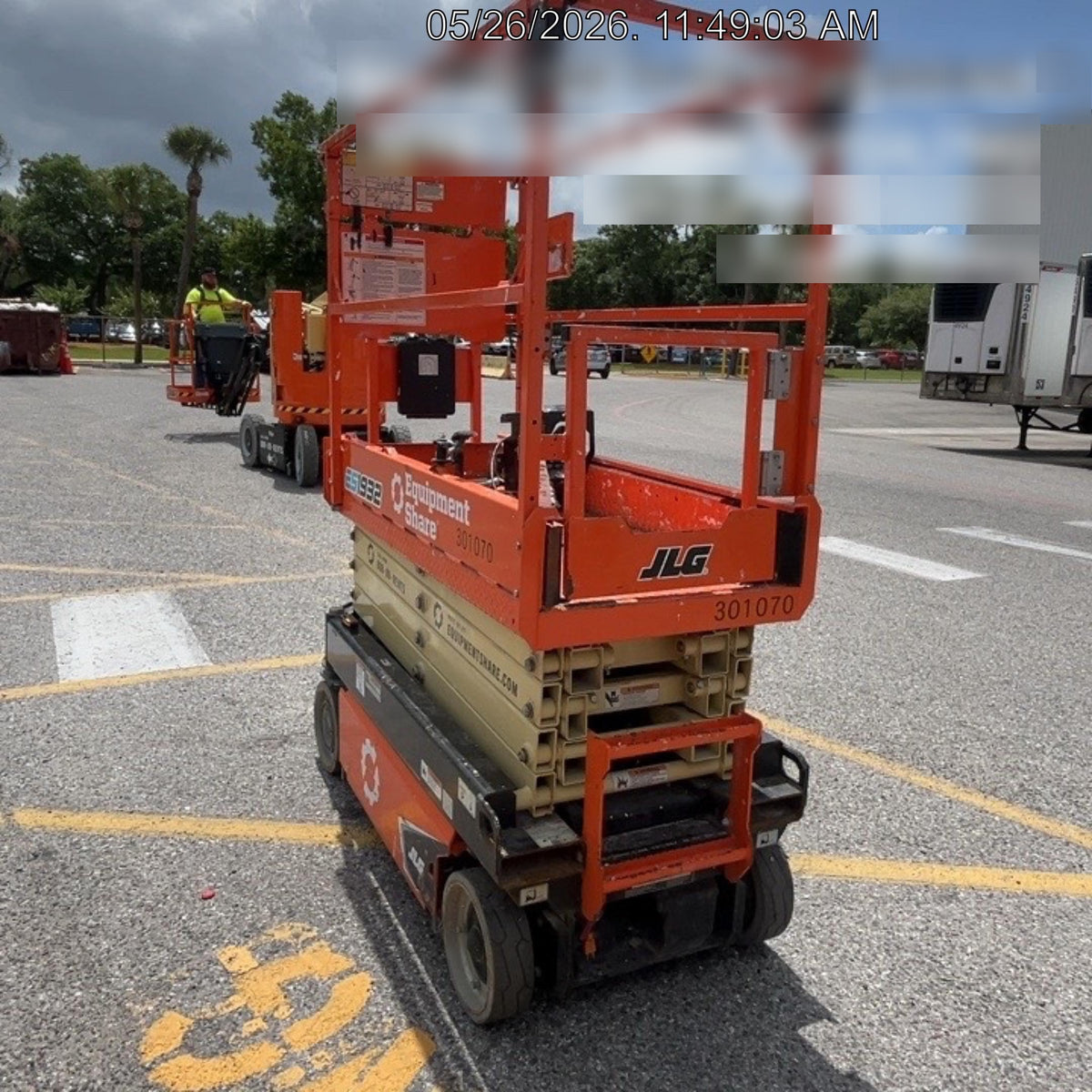 2023 JLG ES1932