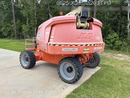 2020 JLG 660SJ