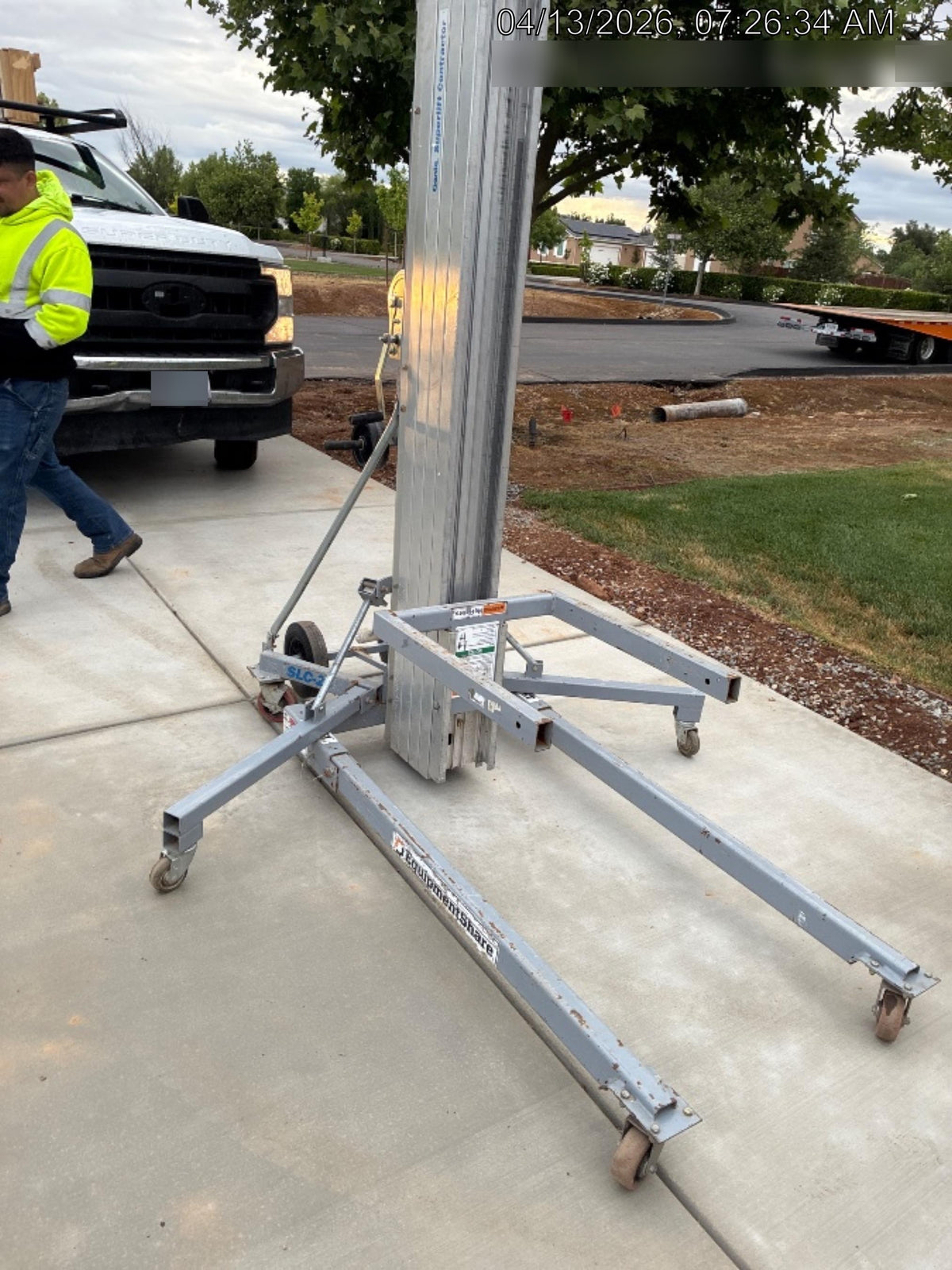 2019 GENIE SLC-24