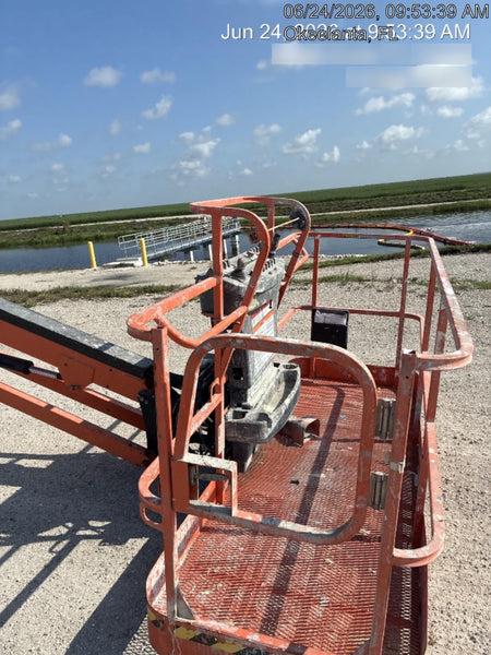 2022 JLG 660SJ