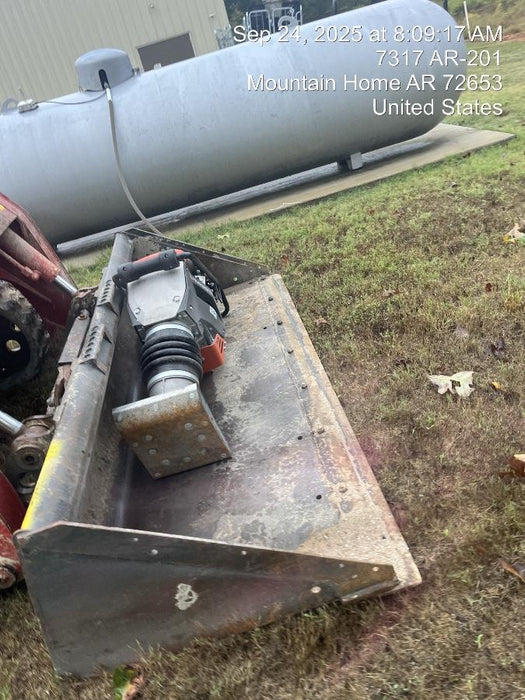 2025 HUSQVARNA LT6005