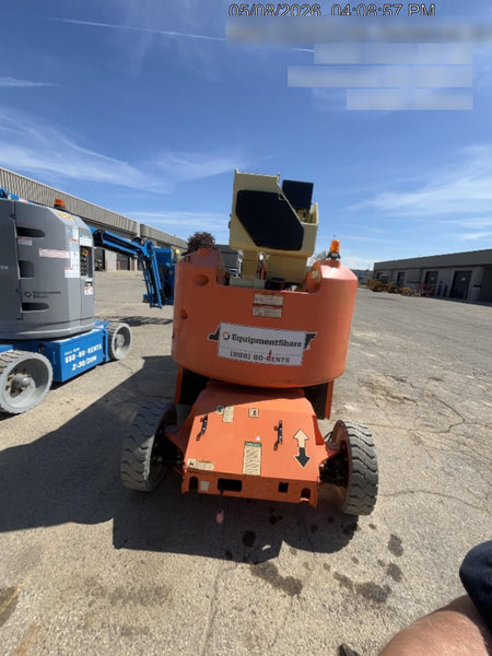 2019 JLG E400AJPN