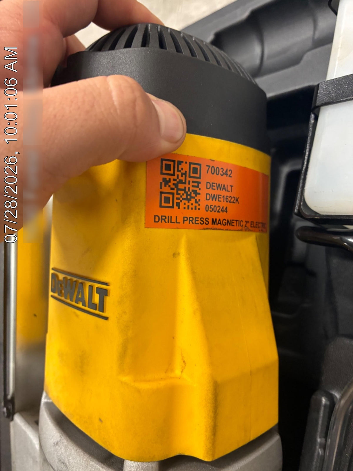 2026 DEWALT DWE1622K