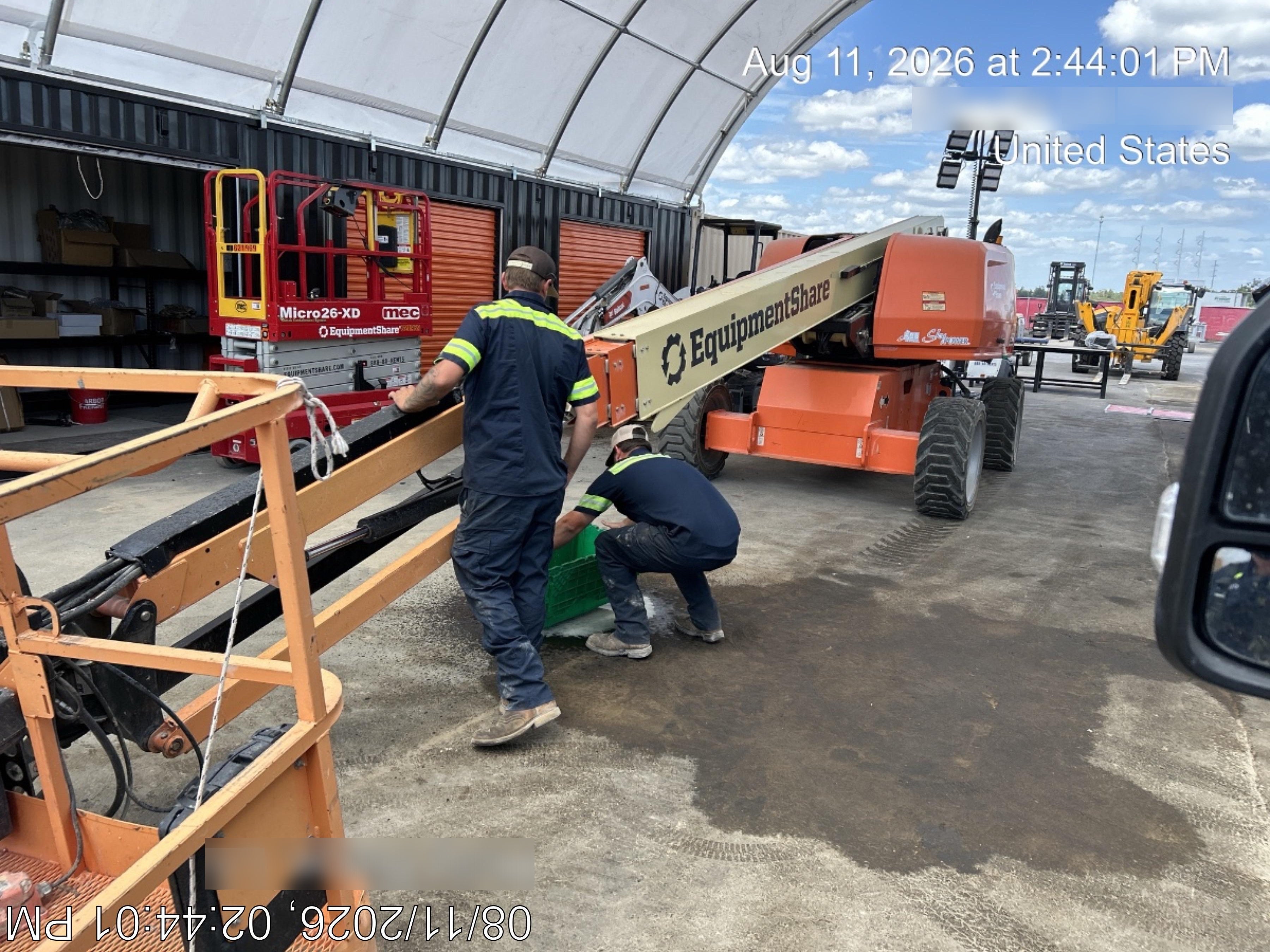 2022 JLG 660SJ