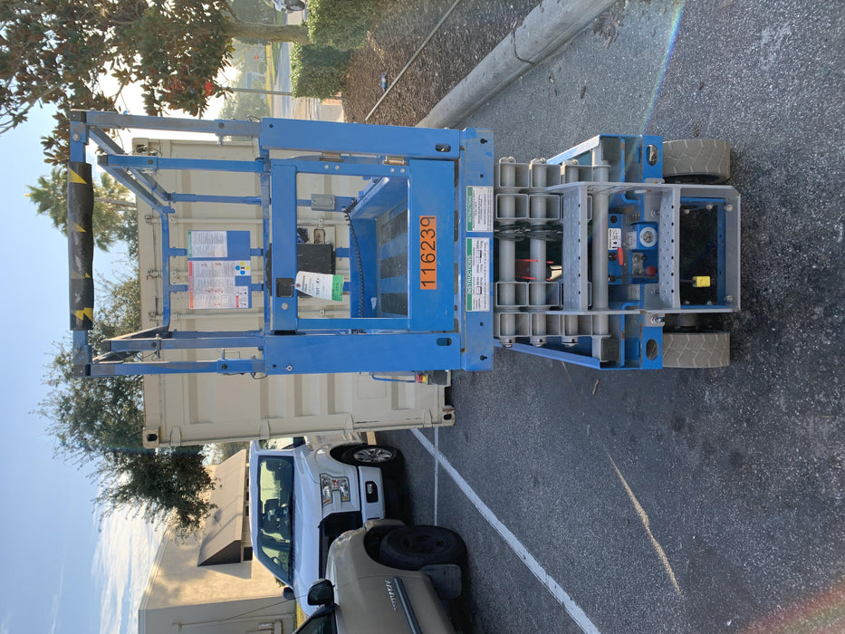 2020 Genie GS-1930 Solid Non Marking Tires, Beacon, Folding rails with half height swing gate