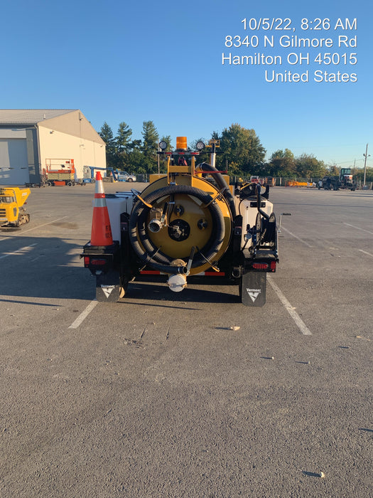 2022 VAC-TRON LP573XDT