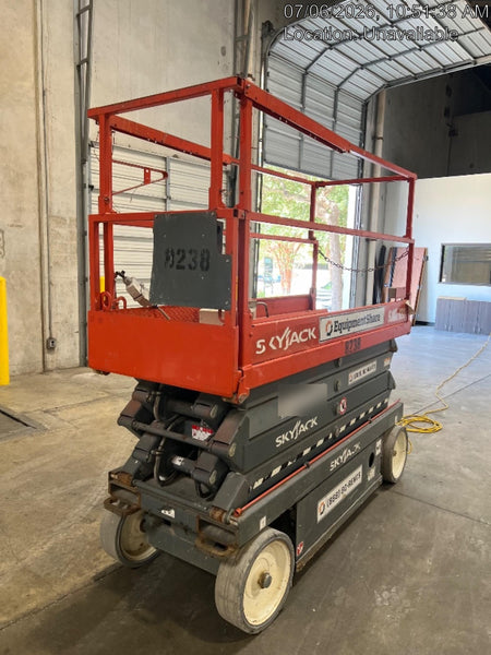 2018 Skyjack SJIII-3226 Skyjack SJIII3226 Scissor Lift w/Trojan Batteries