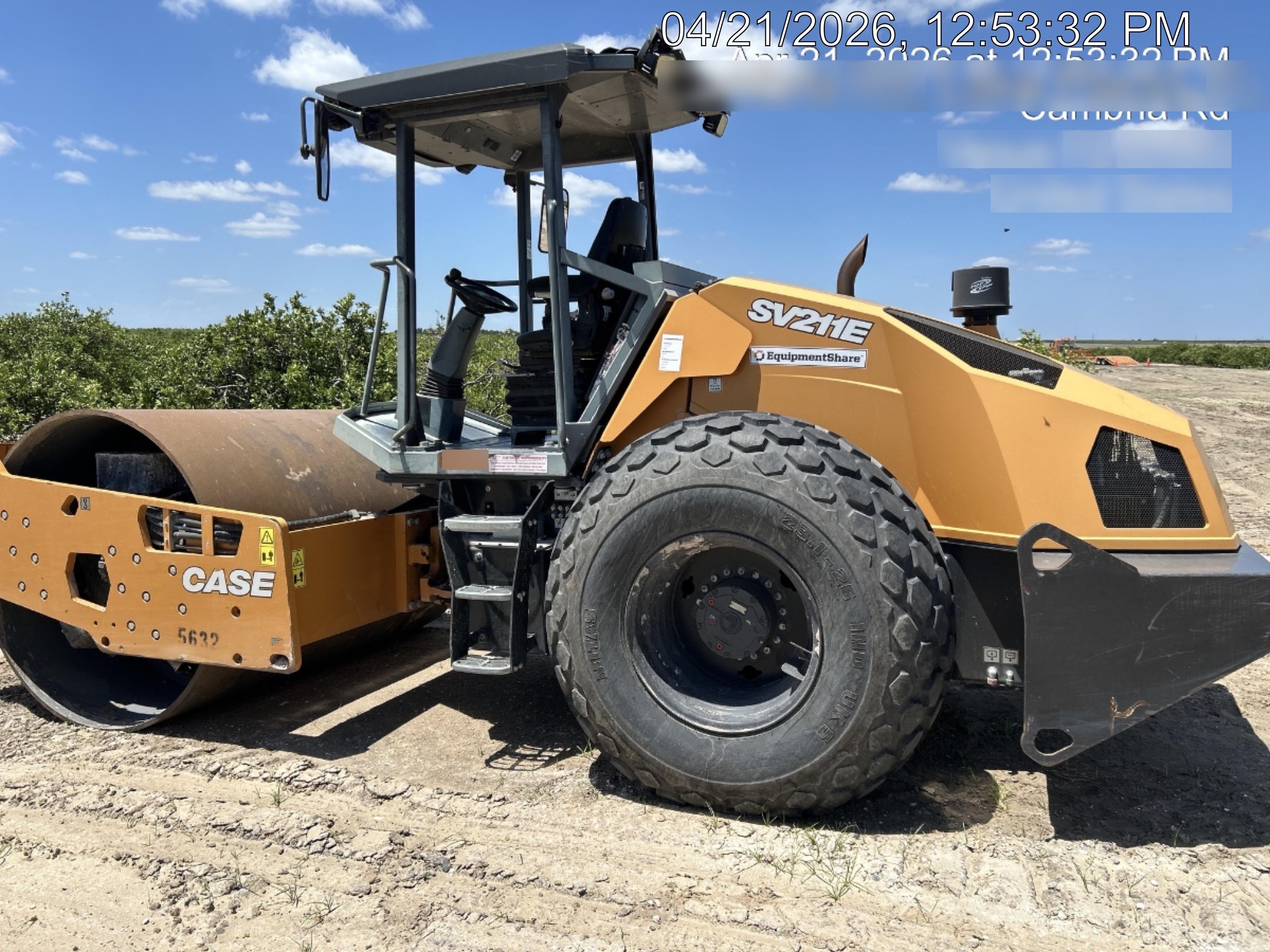 2021 CASE SV211E