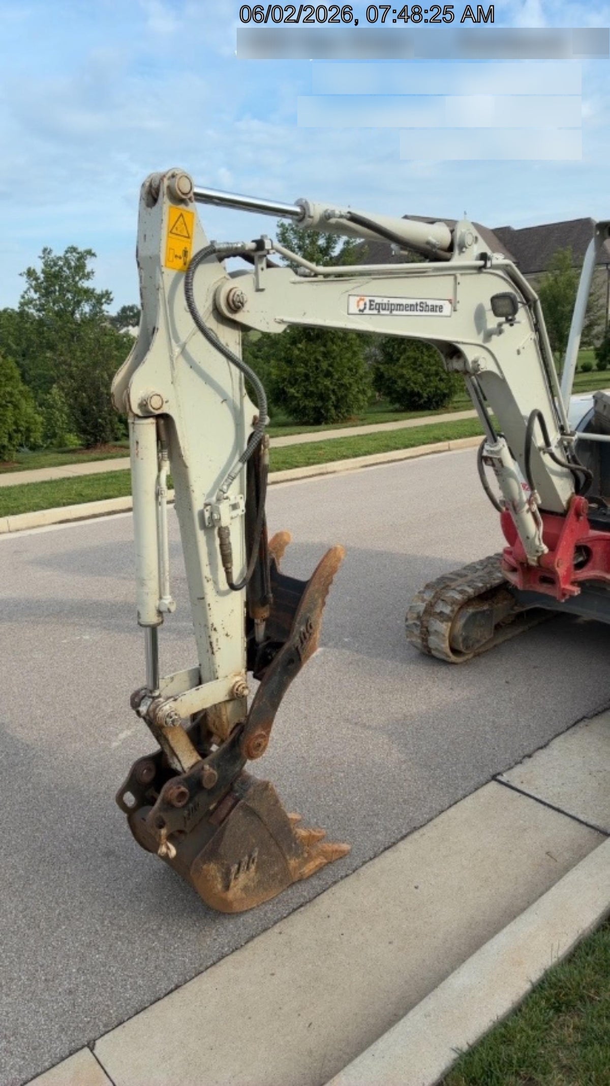 2022 TAKEUCHI TB235-2R