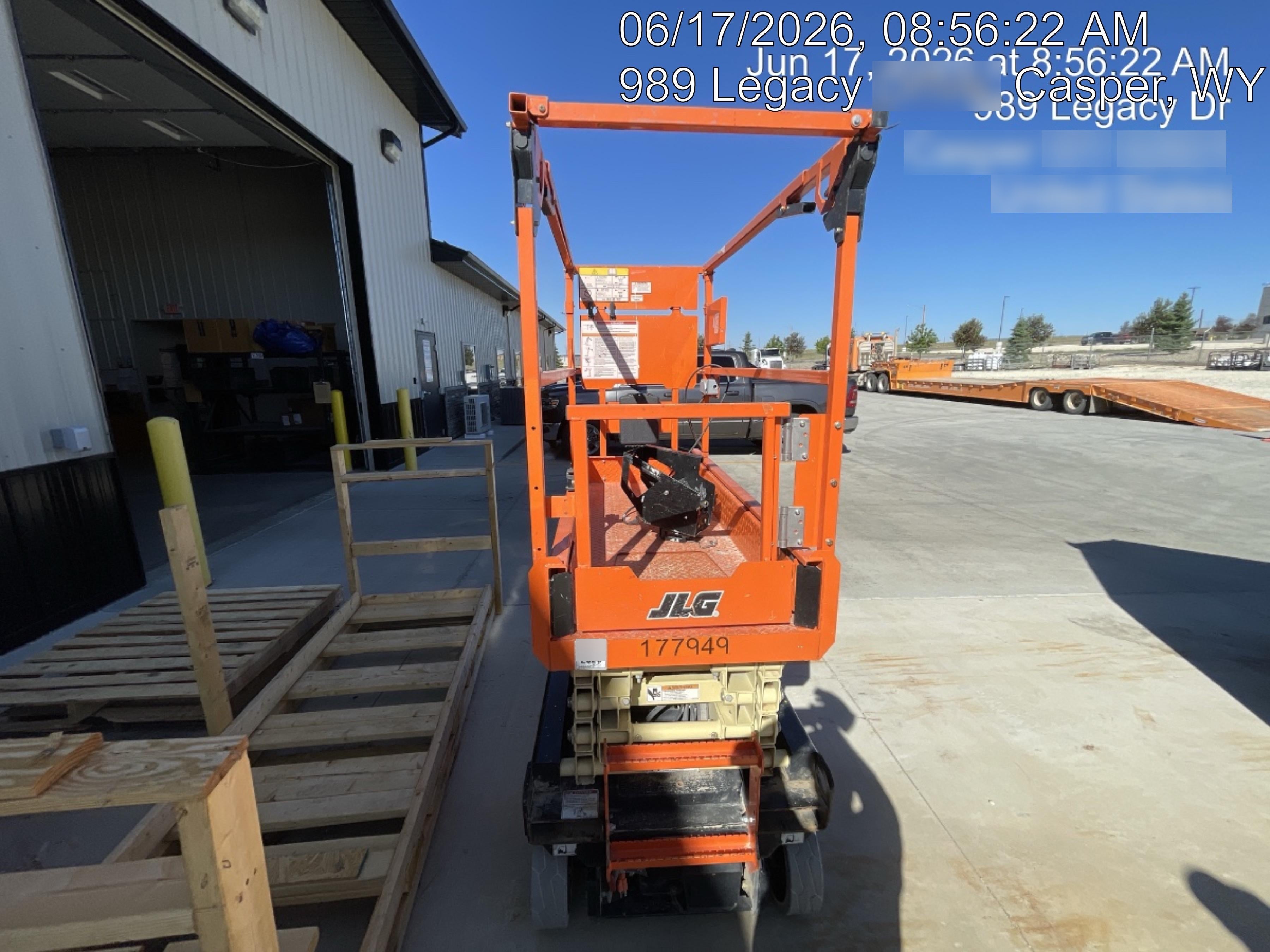 2021 JLG ES1932