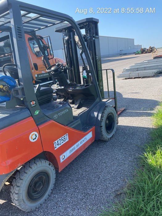 2022 TOYOTA 50-8FGU25