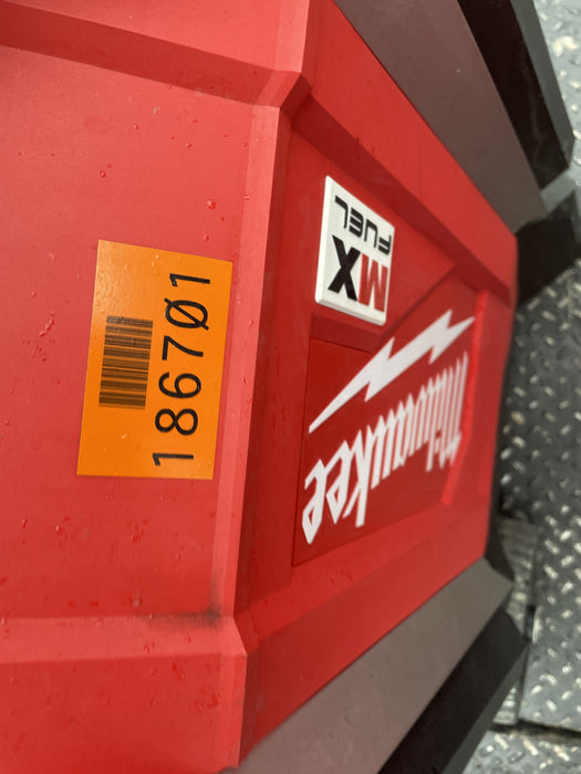 2021 MILWAUKEE MXF041-1XC